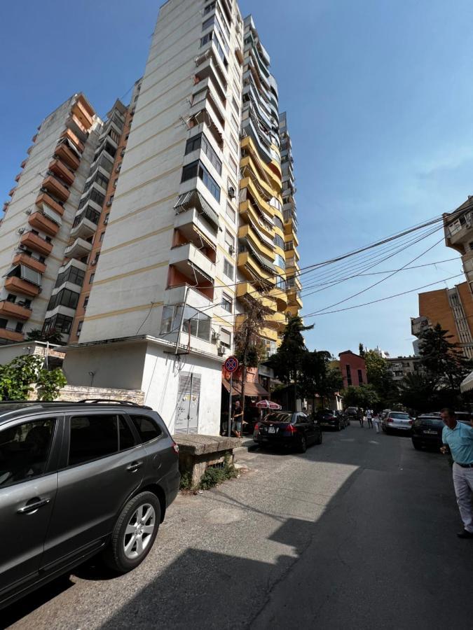 Tirana Lifestyle Exterior photo